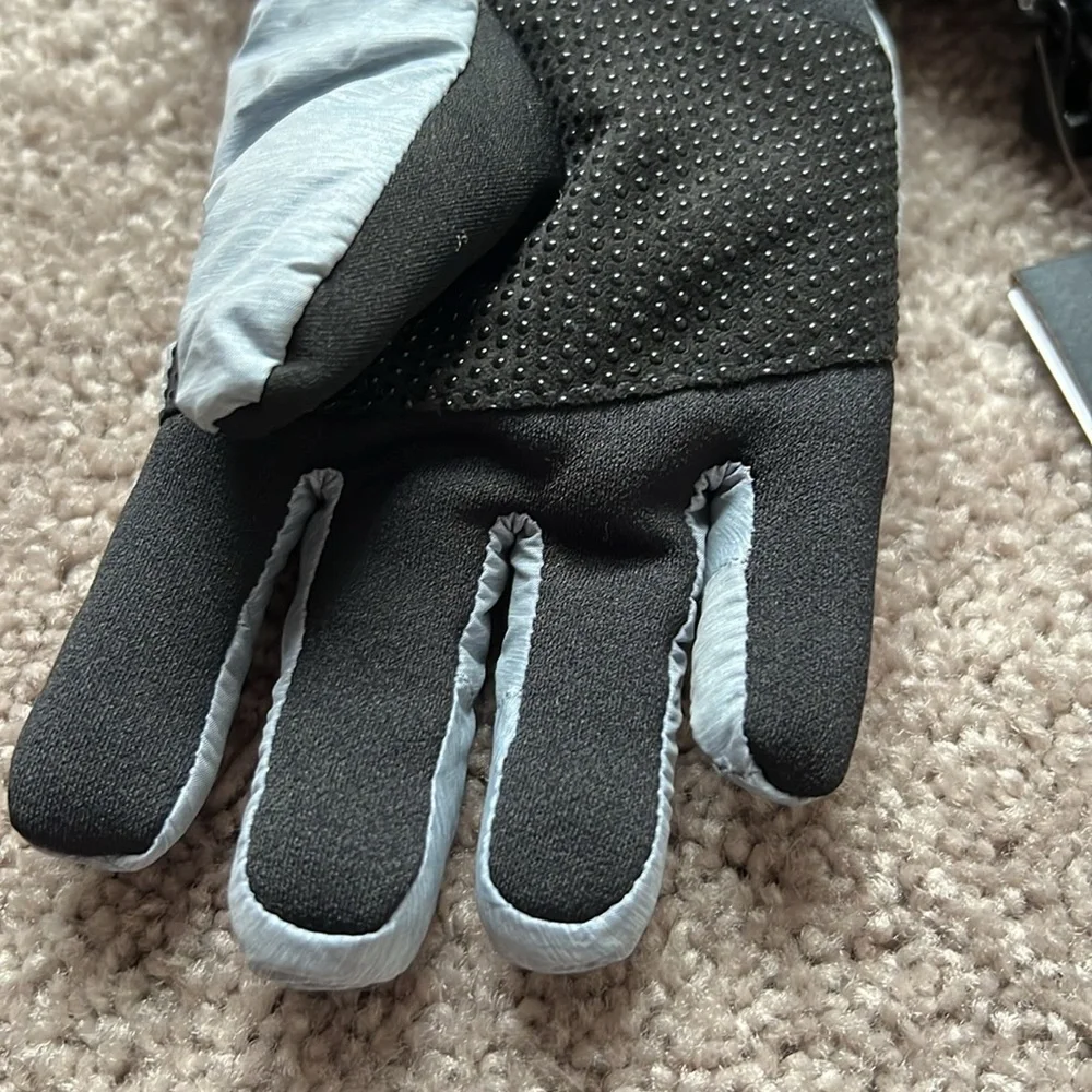 The North Face Kids Mittens - Gray and Black